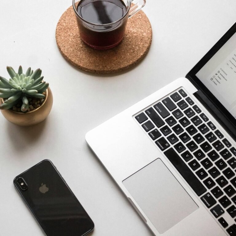 modern home office desk design combining function and style