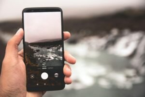 Magnetic phone mount