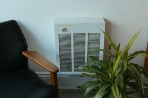 Wall mounted heater